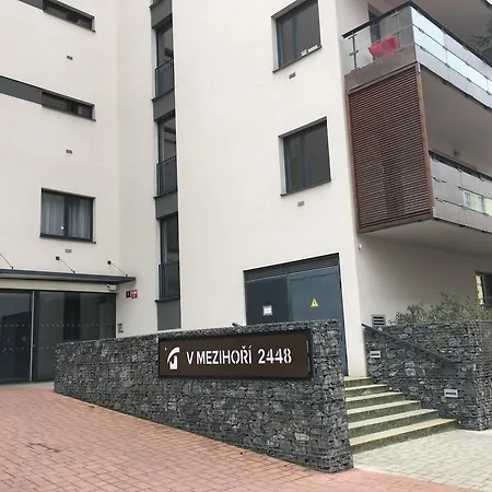 V Mezihori Prague
